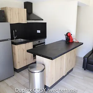Appartement Duplex Cosy Avec Terrasse, Marseille